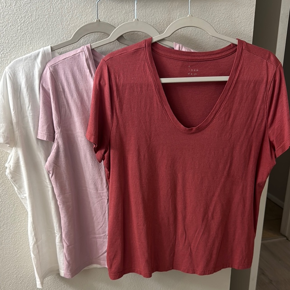 3 pack V neck basic tops, White, lavender and burnt orange.